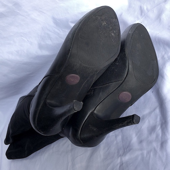 me Too Heel Boots - Picture 5 of 5